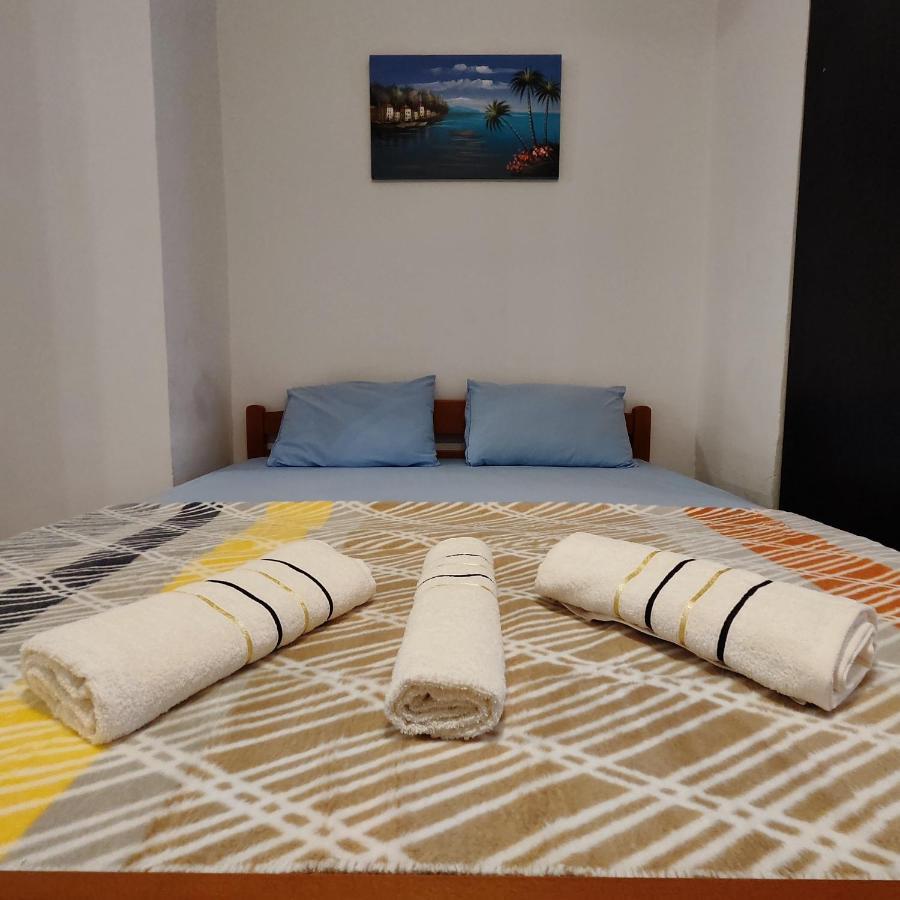 Real Apartment *